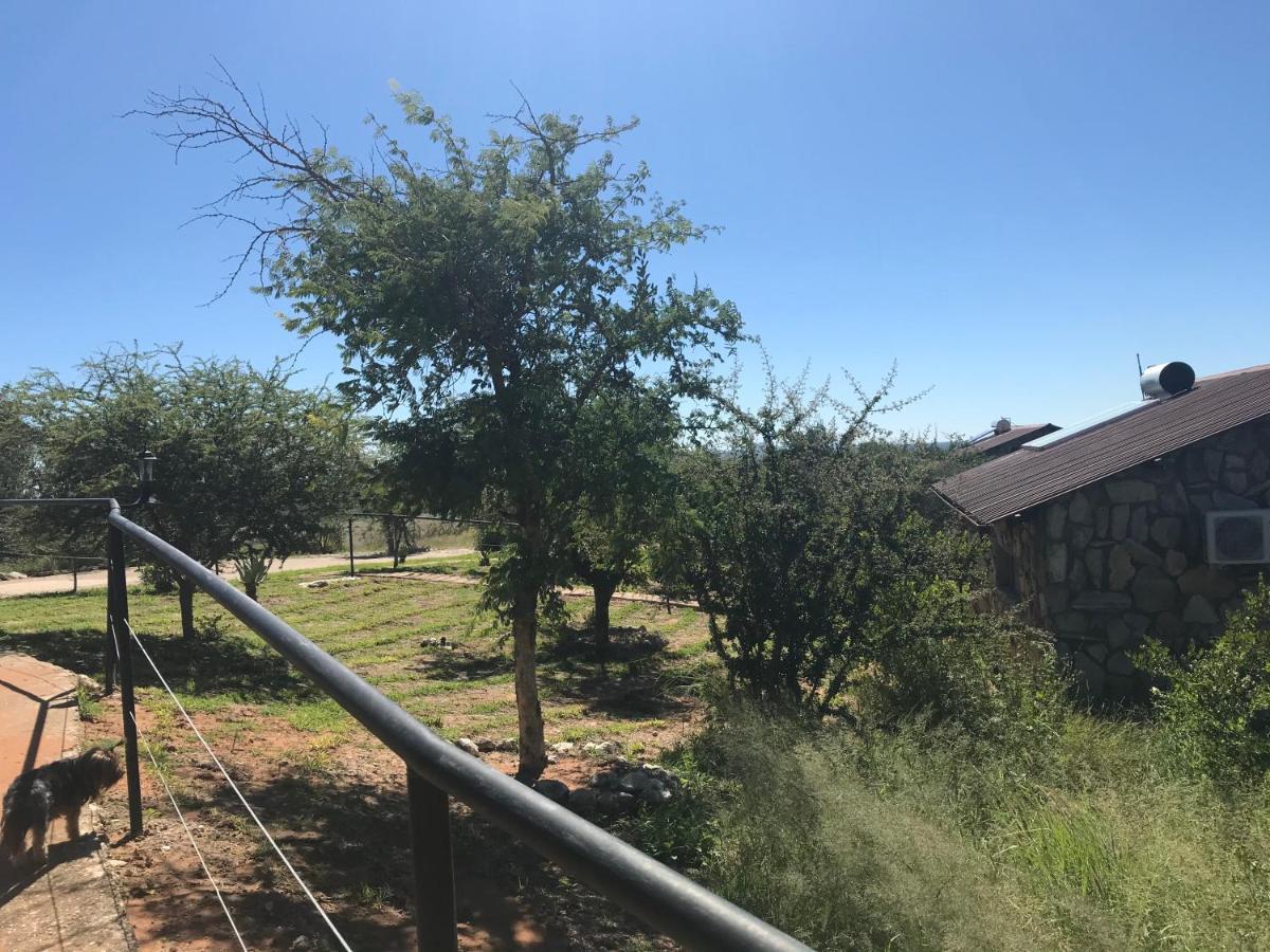 Aloegrove Safari Lodge Otjiwarongo Extérieur photo