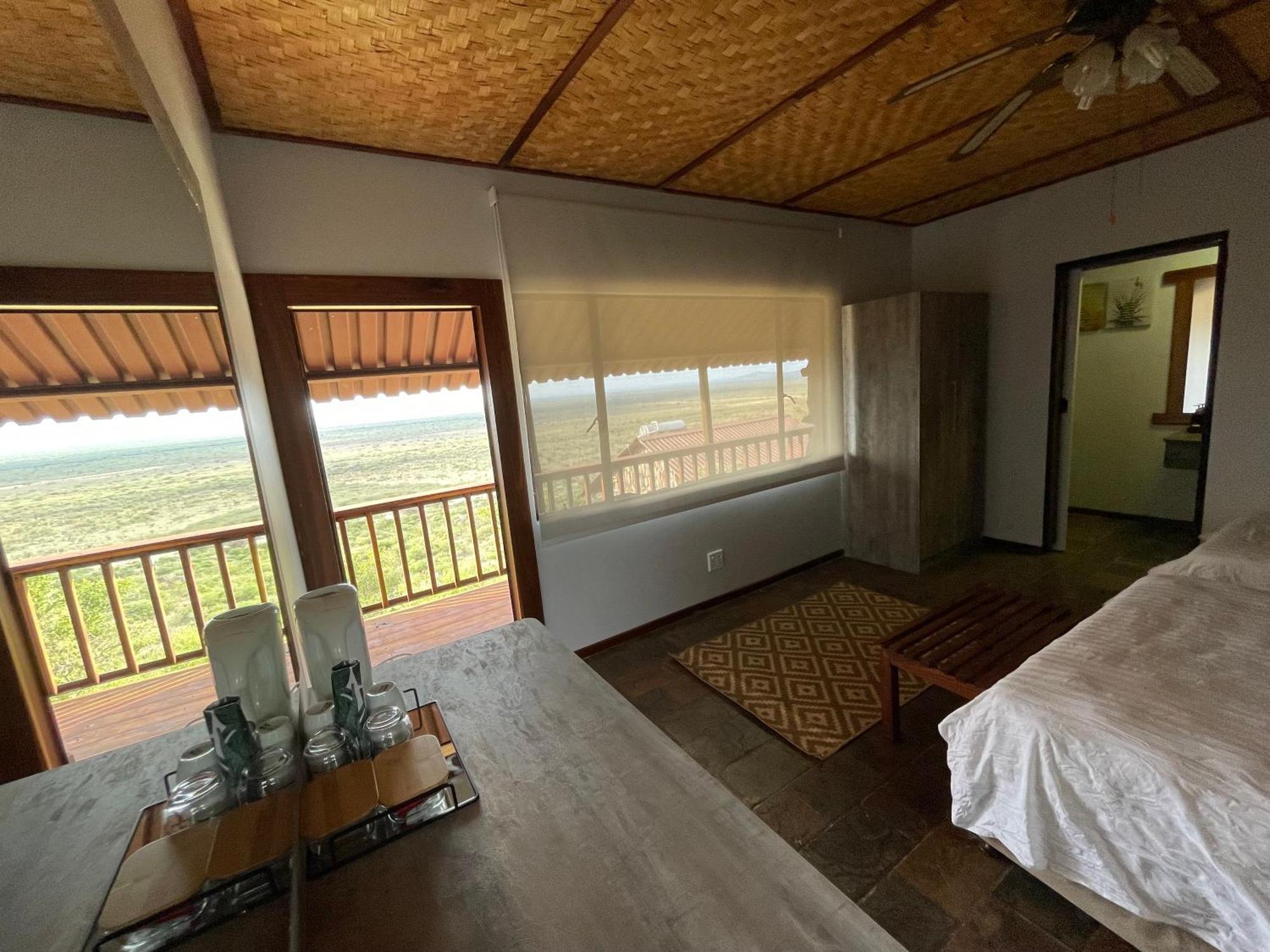 Aloegrove Safari Lodge Otjiwarongo Extérieur photo