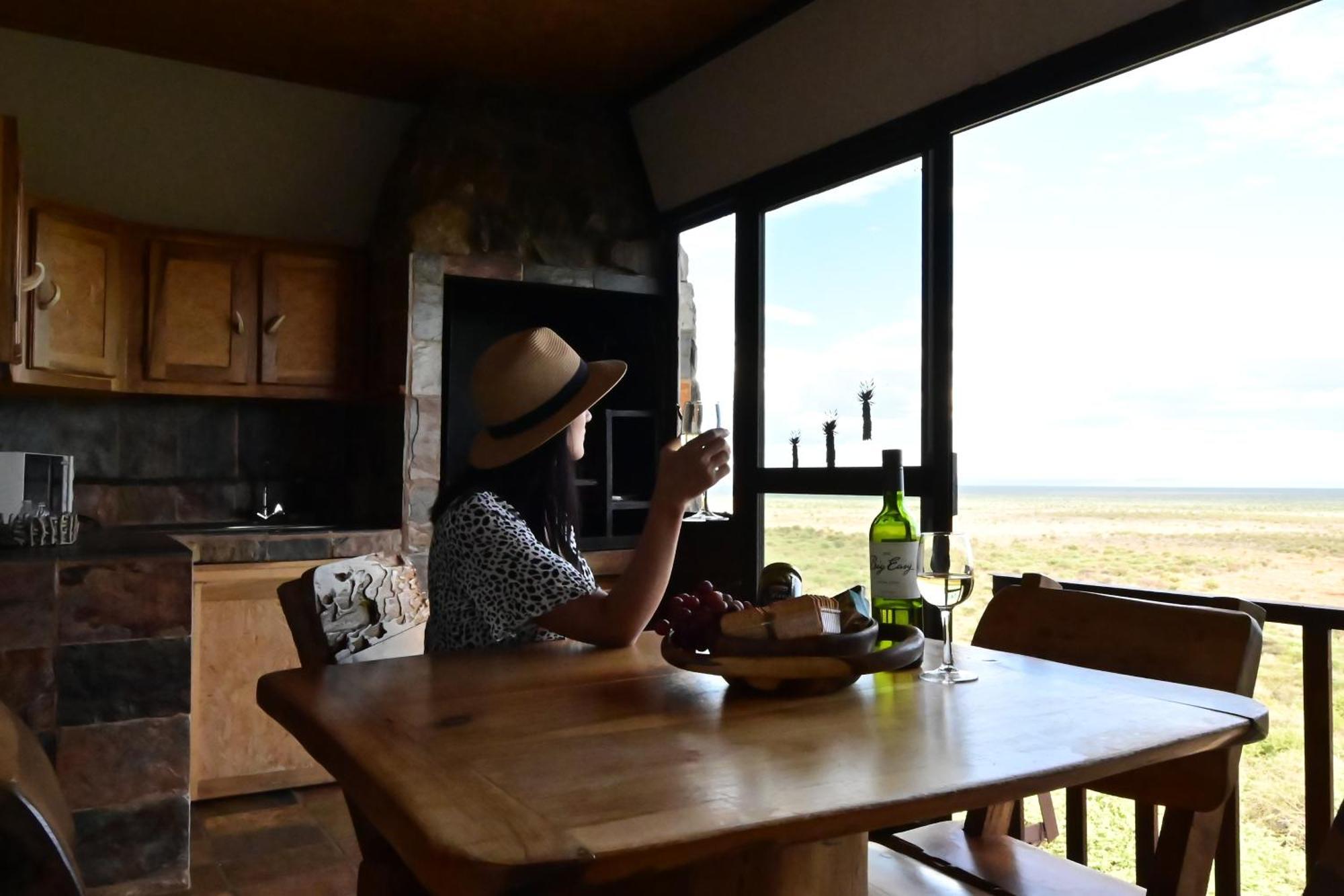 Aloegrove Safari Lodge Otjiwarongo Extérieur photo